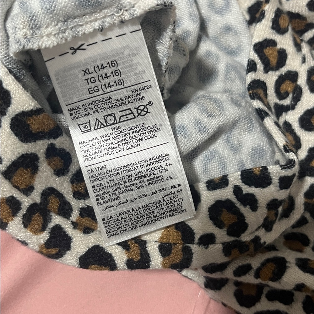 Cheetah Print Old Navy Cardigan - Picture 6 of 9